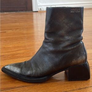 Vagabond Metallic Black/Charcoal Leather Ankle Boots